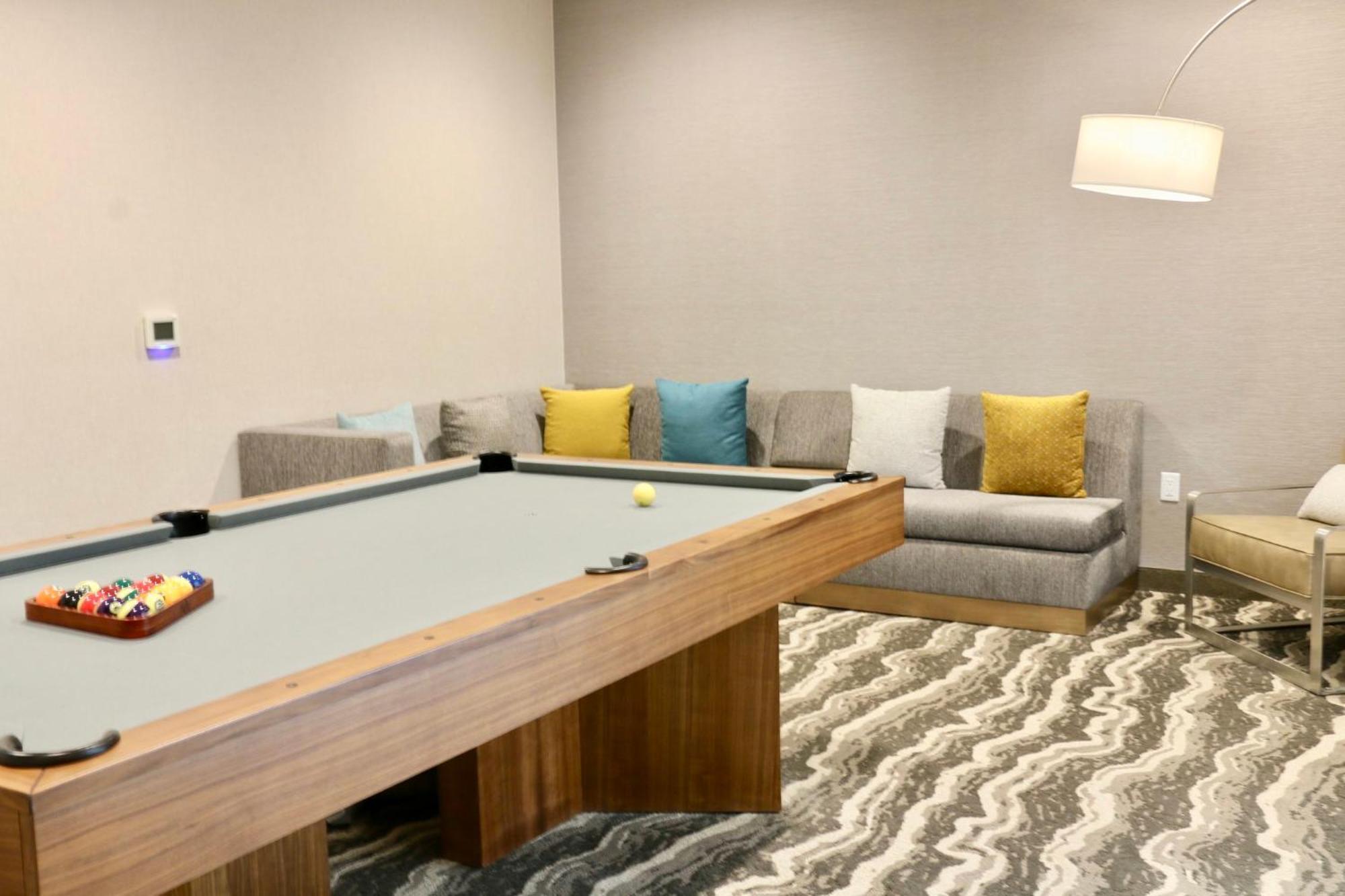 Staybridge Suites - Long Beach Airport By Ihg المظهر الخارجي الصورة