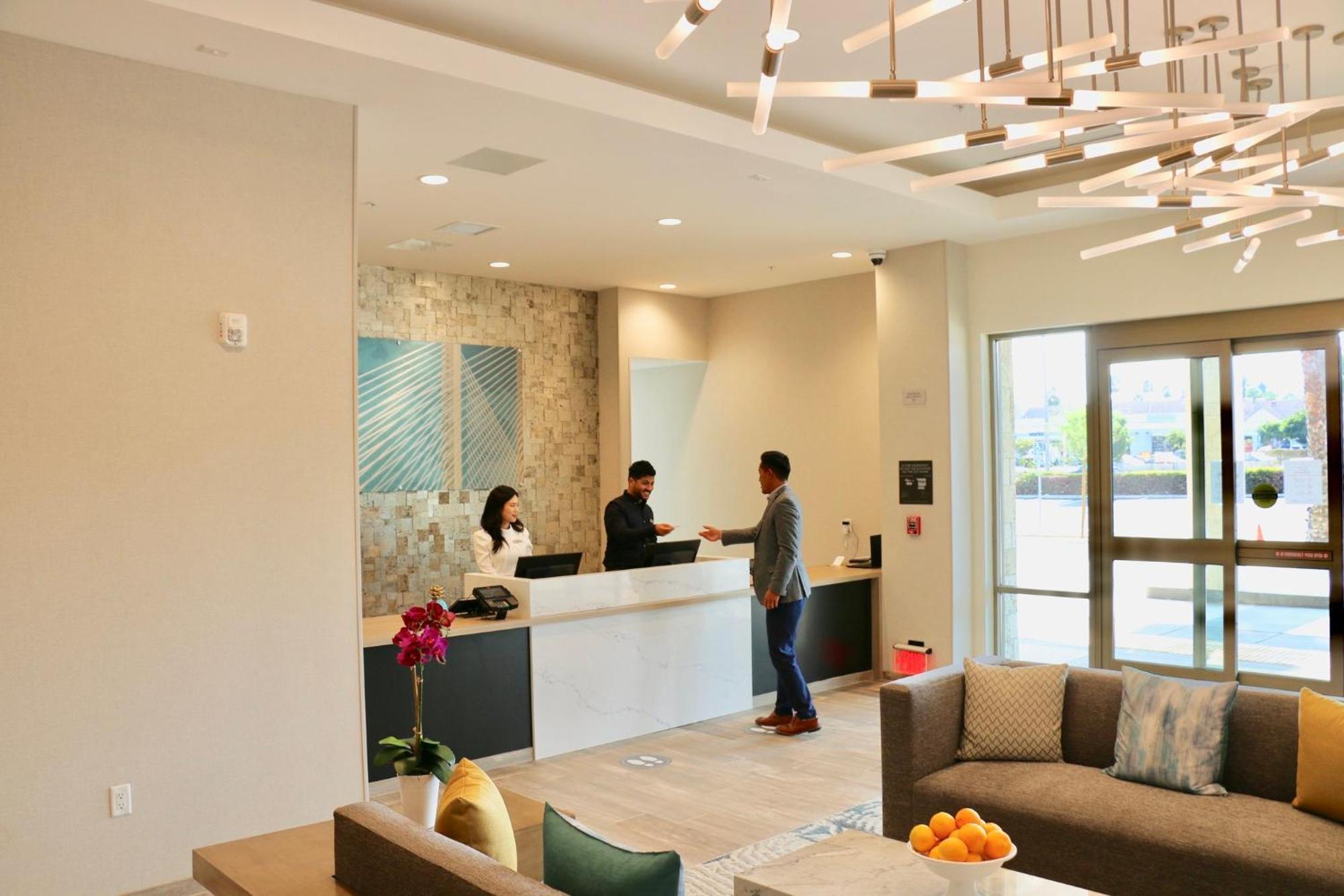 Staybridge Suites - Long Beach Airport By Ihg المظهر الخارجي الصورة